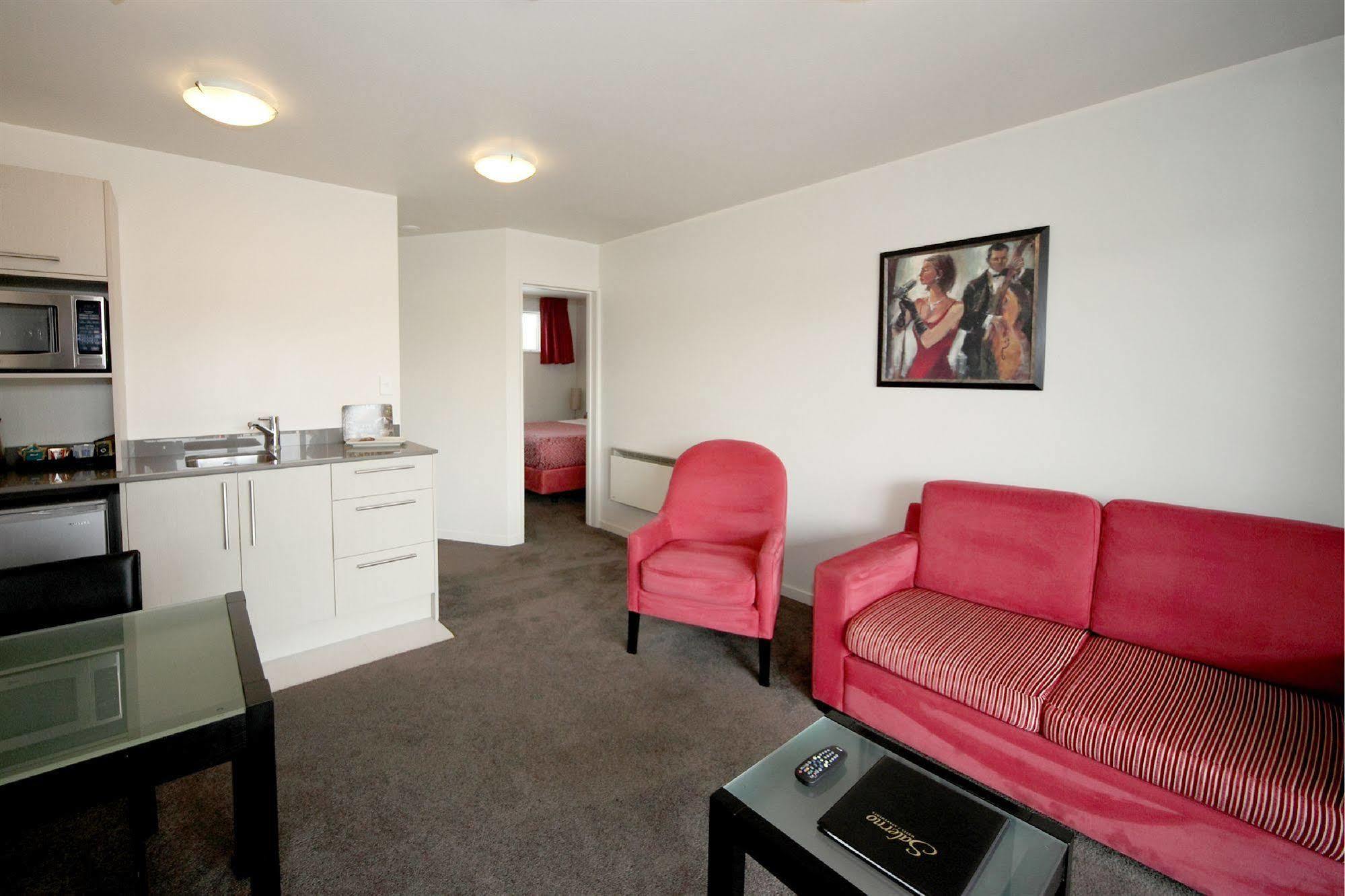 Salerno Motel Apartments Christchurch Exteriör bild A typical one-bedroom apartment