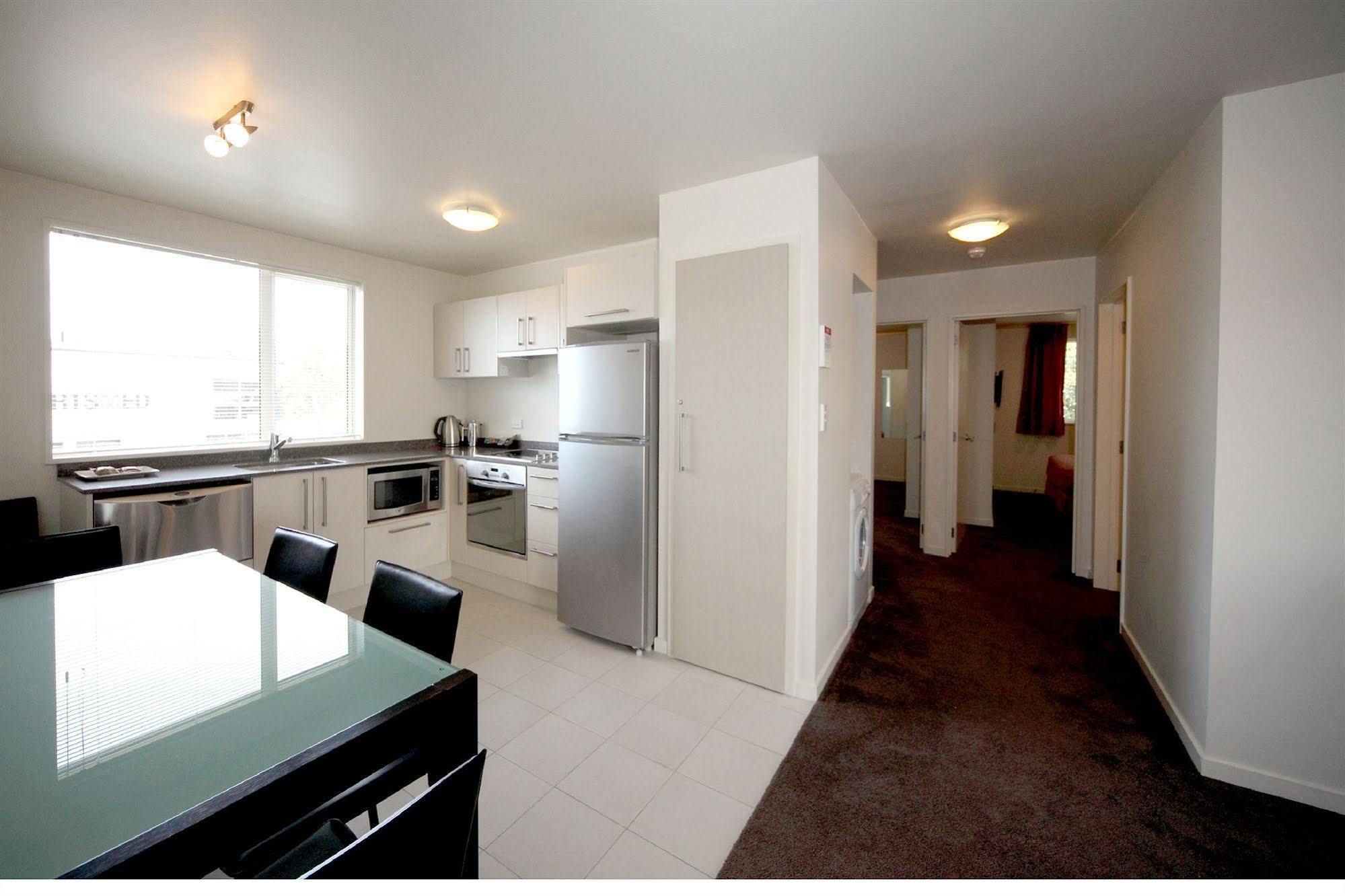 Salerno Motel Apartments Christchurch Exteriör bild A typical apartment at the University of Canterbury