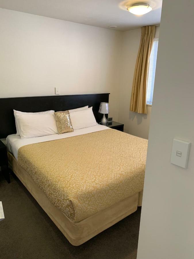 Salerno Motel Apartments Christchurch Exteriör bild